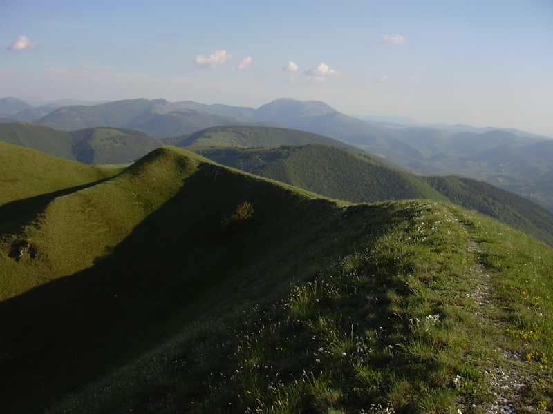 geologia e giuoco del pallone (dolina di cresta?)