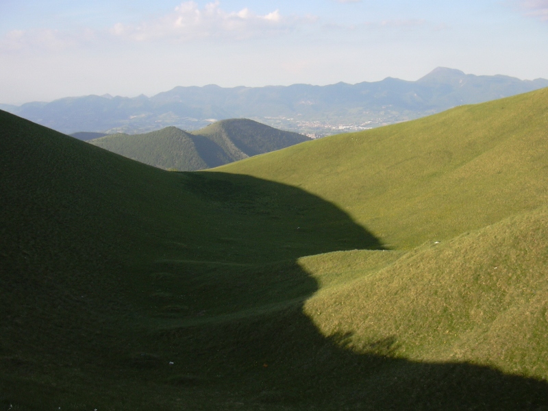geologia e giuoco del pallone (dolina di cresta?)