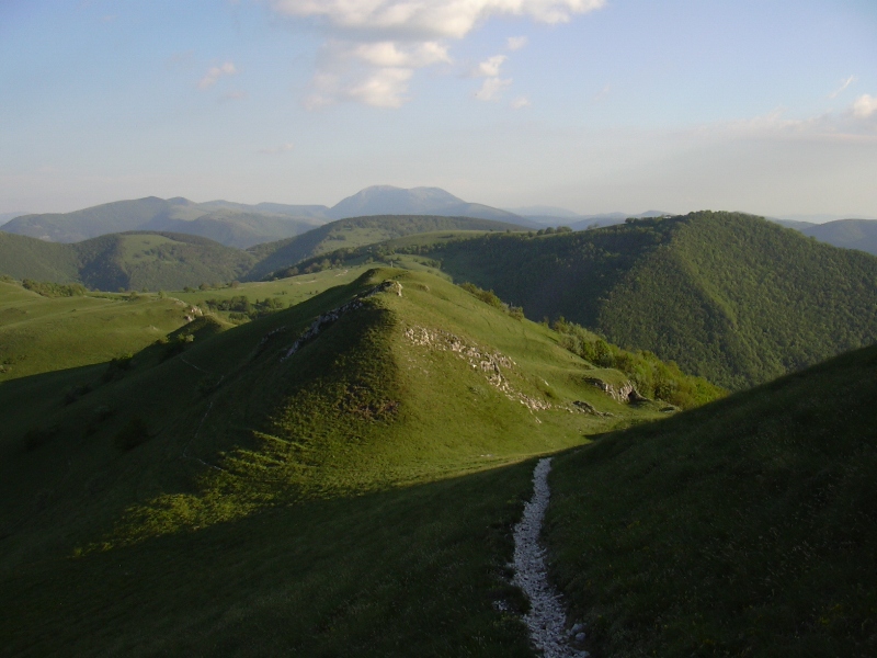 geologia e giuoco del pallone (dolina di cresta?)