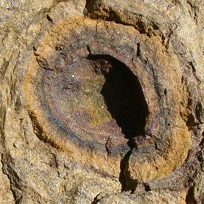 che è successo in questa roccia?