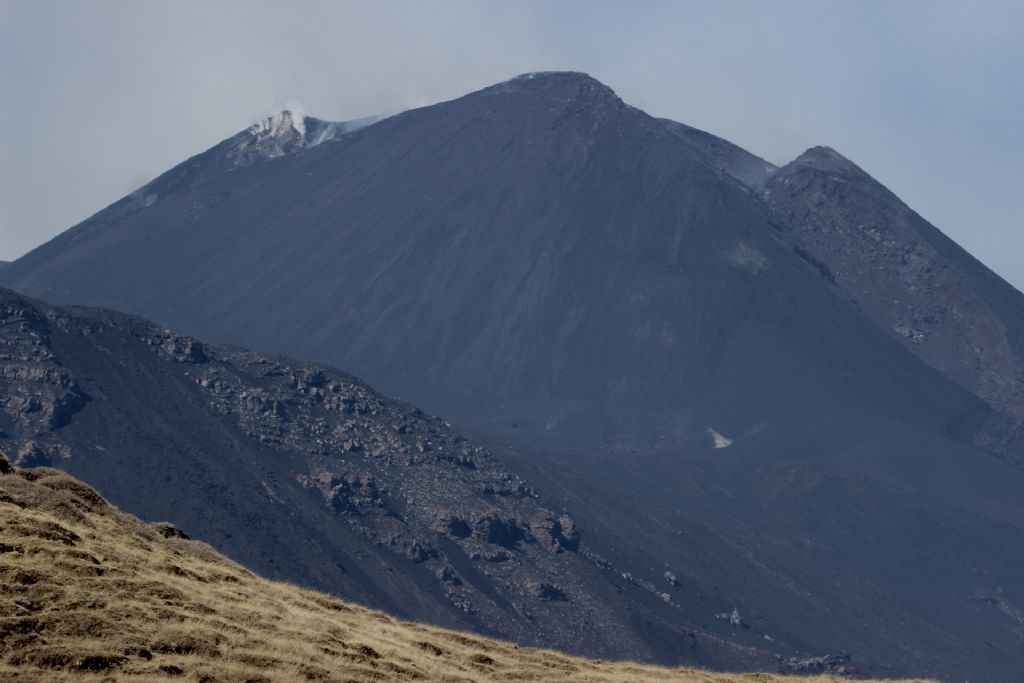 Viola assai precoce durante impegnativa passeggiata