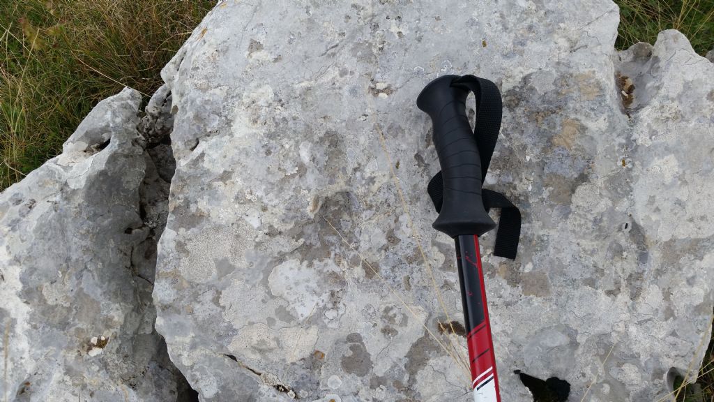 Scanalature su rocce