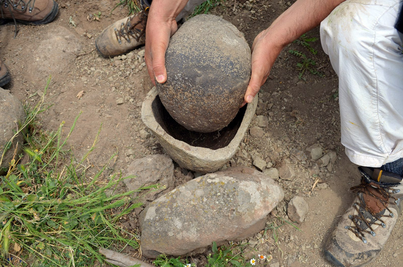 Identificazione roccia ovoidale