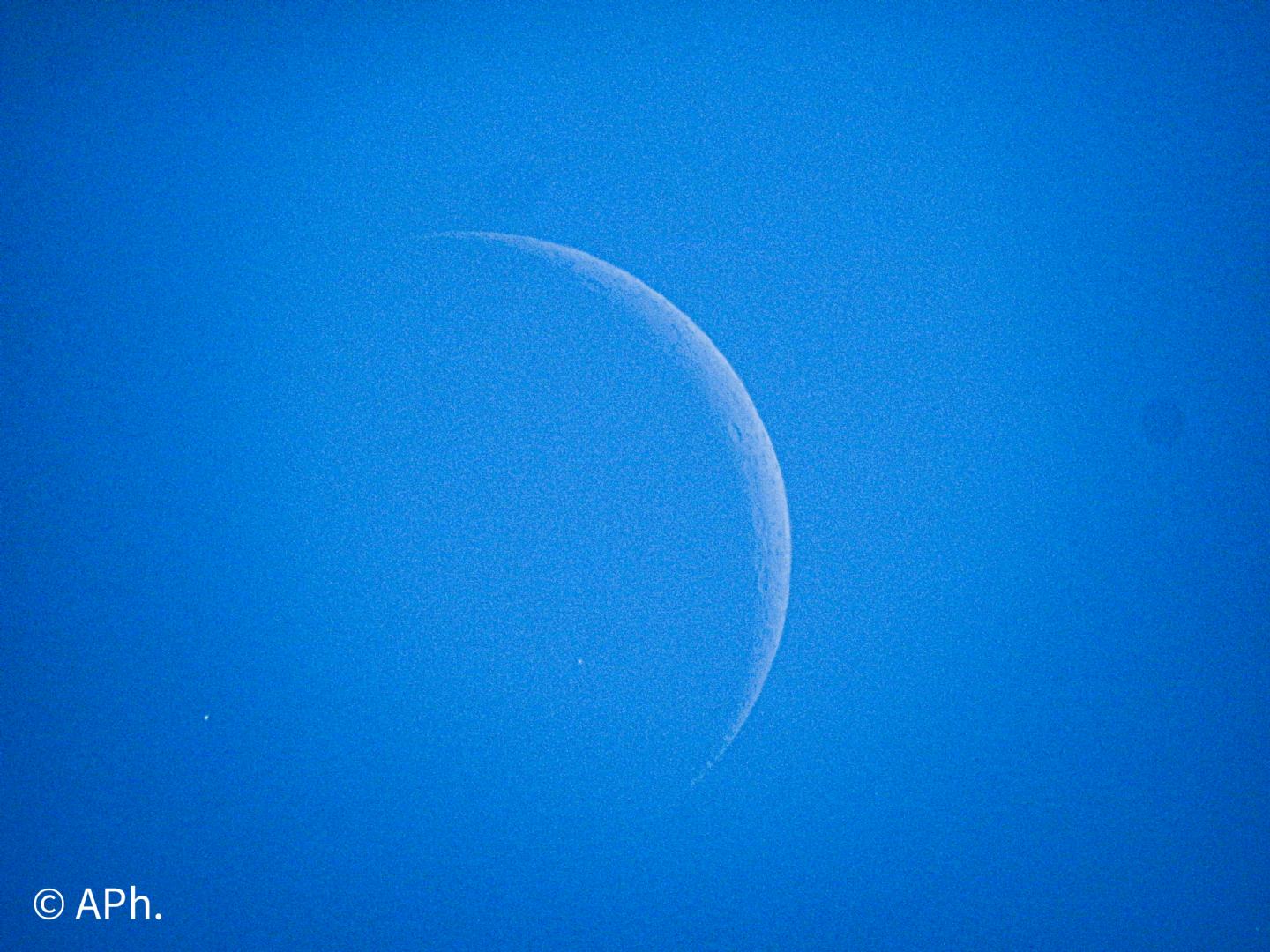 Luna di giorno