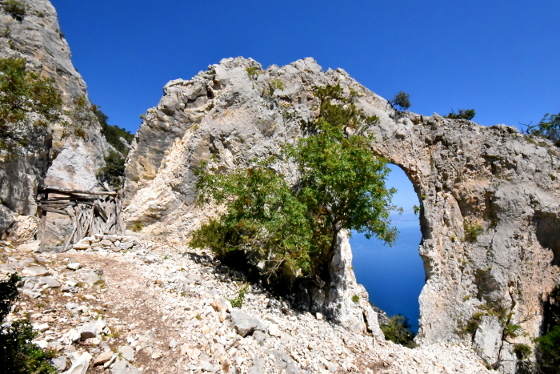 Trekking Ispuligidenie (Supramonte baunese)