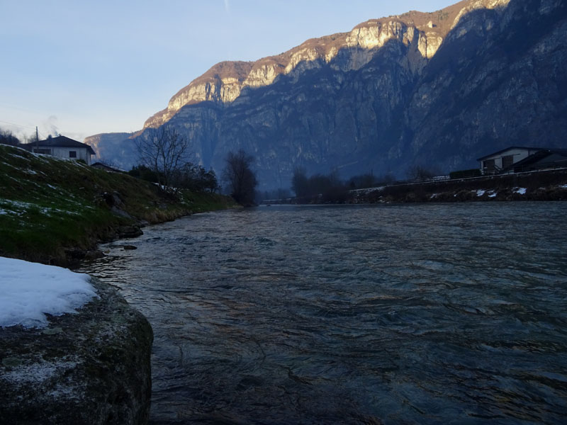 Tezze (Comune di Grigno) - Valsugana...sul Fiume Brenta