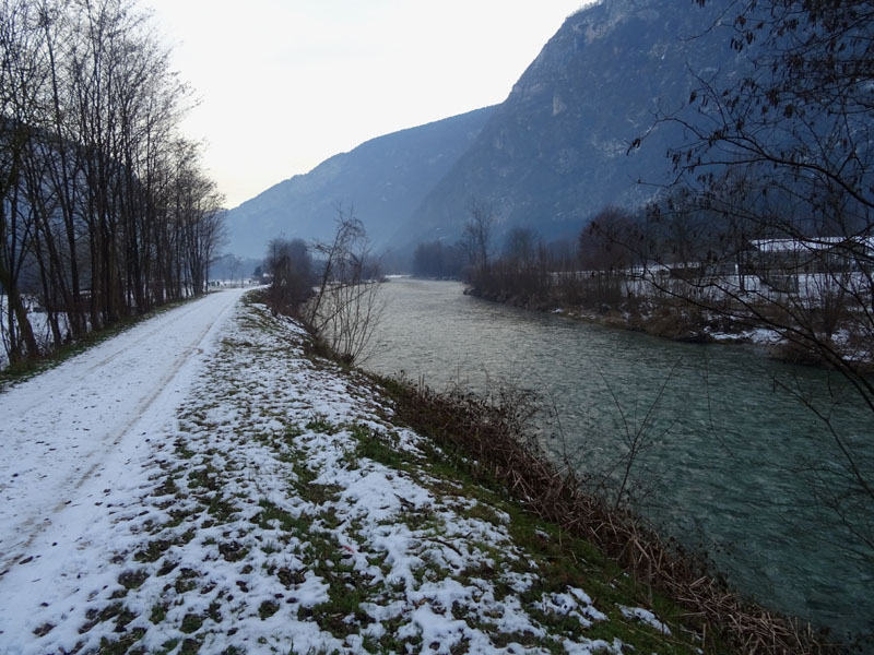 Tezze (Comune di Grigno) - Valsugana...sul Fiume Brenta