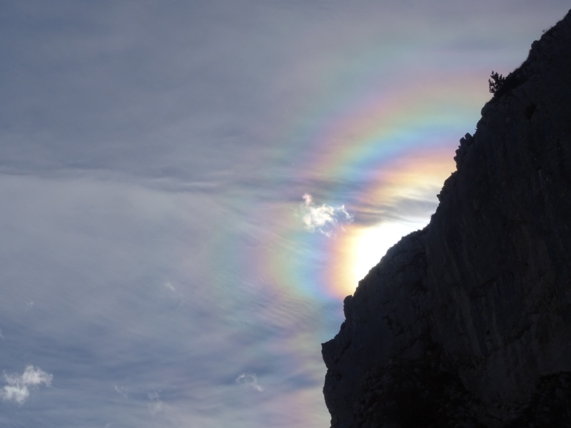 fenomeno attorno al sole : Alone solare.