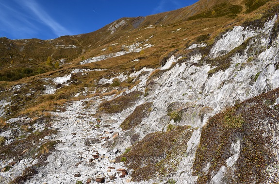 Monte Bruffione (2.665 m) dalla Valle Aperta di Condino