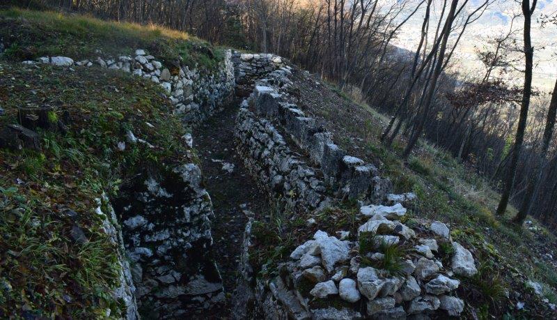 Le trincee del Monte Corno di Nago