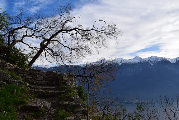 Da Campione del Garda a Pieve di Tremosine per antichi sentieri