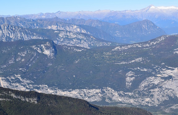 Traversata in cresta tra il Monte Stivo ed il Cornetto - Gruppo del Bondone