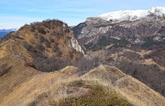 Punta Almana (1.390 m) per la variante alta del 