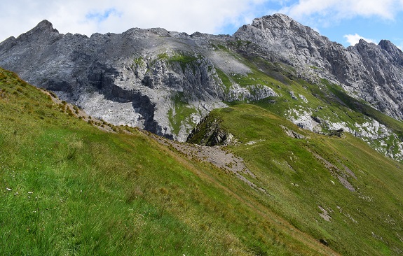 Cima Ombladet (2.255 m) da Pierabech - Monti di Volaia