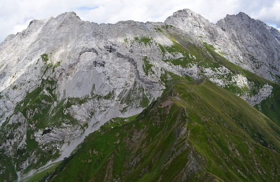 Cima Ombladet (2.255 m) da Pierabech - Monti di Volaia