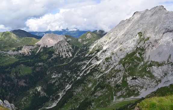 Cima Ombladet (2.255 m) da Pierabech - Monti di Volaia