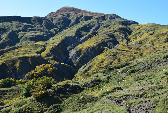 Cusna (2.121 m) da Monte Orsaro - Appennino Reggiano