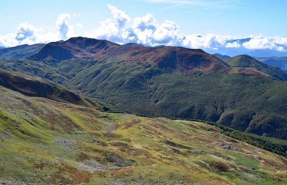 Cusna (2.121 m) da Monte Orsaro - Appennino Reggiano