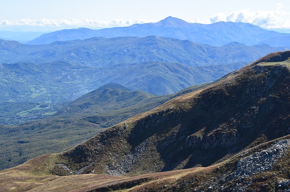 Cusna (2.121 m) da Monte Orsaro - Appennino Reggiano