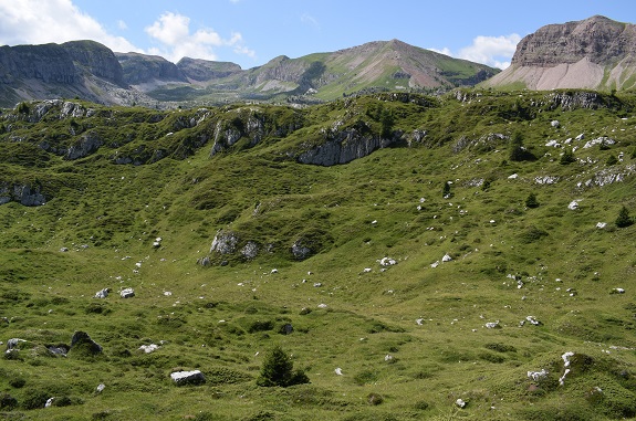 Dal Lago di Tovel al Pian della Nana per la Val Formiga - Dolomiti di Brenta