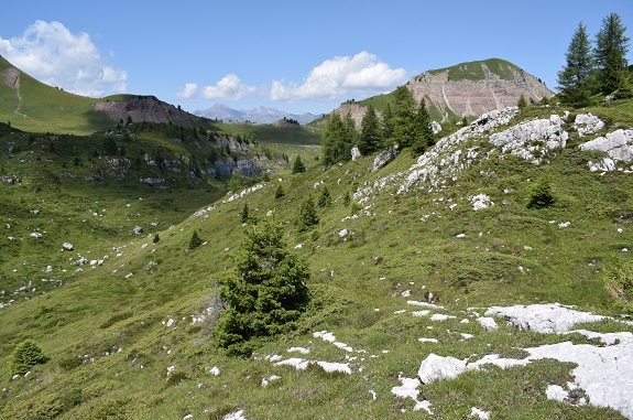 Dal Lago di Tovel al Pian della Nana per la Val Formiga - Dolomiti di Brenta