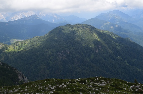 Dal Passo Duran (1.601 m) al Bivacco Grisetti (2.050 m) - Gruppo della Civetta