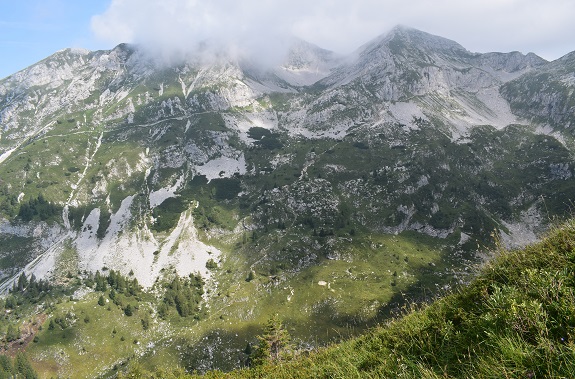 Cimon di Palantina (2.190 m) da Pian delle Lastre - Gruppo del Col Nudo-Cavallo