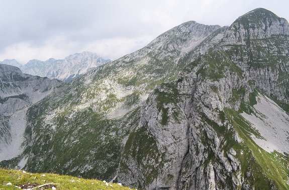 Cimon di Palantina (2.190 m) da Pian delle Lastre - Gruppo del Col Nudo-Cavallo