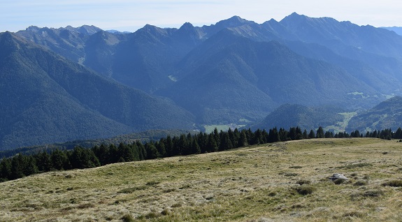 Dai Laghi di Valbona al Cengledino per creste - Gruppo dell''Adamello