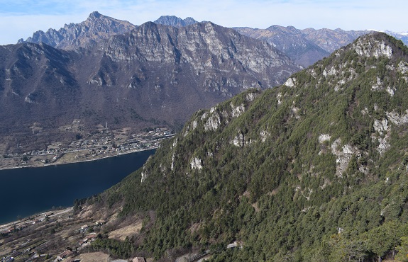 Croce di Perl (1.031 m) da Crone d''Idro - Prealpi Bresciane