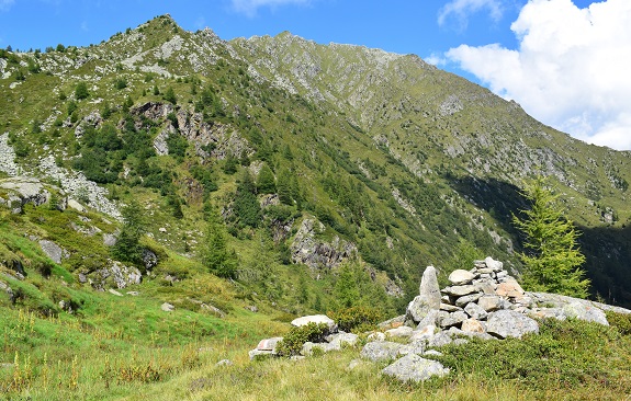 Da San Bernardo di Rabbi al Lago Rotondo - Gruppo Vegaia-Tremenesca