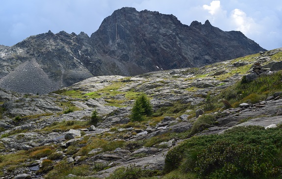 Da San Bernardo di Rabbi al Lago Rotondo - Gruppo Vegaia-Tremenesca