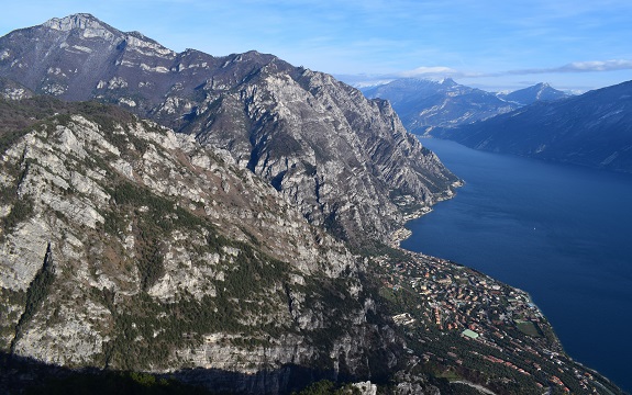 Bestone (917 m) da Voltino - Prealpi Bresciane