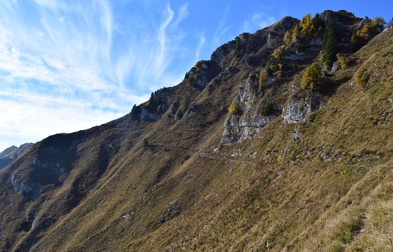 Monte Altissimo (2.128 m) dal Santuario della Madonna del Lares - Alpi di Ledro