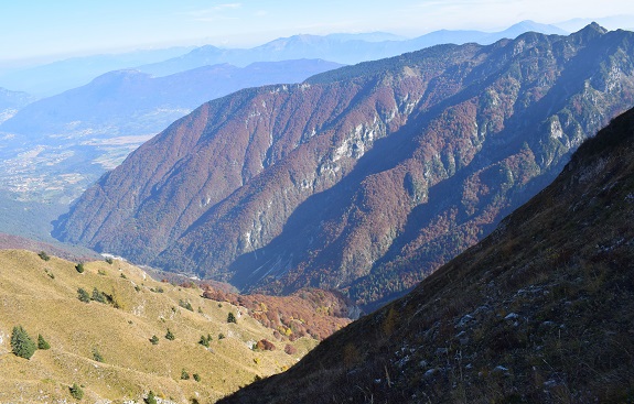 Monte Altissimo (2.128 m) dal Santuario della Madonna del Lares - Alpi di Ledro