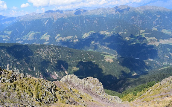 Monte Luco (2.434 m) da Passo Palade - Catena delle Maddalene