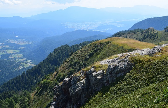 Monte Luco (2.434 m) da Passo Palade - Catena delle Maddalene