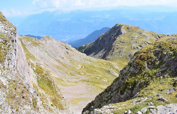 Monte Luco (2.434 m) da Passo Palade - Catena delle Maddalene