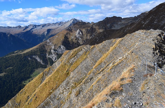 Monte Corona (2.508 m) dal Rifugio Pont''Arn - Gruppo dell''Adamello