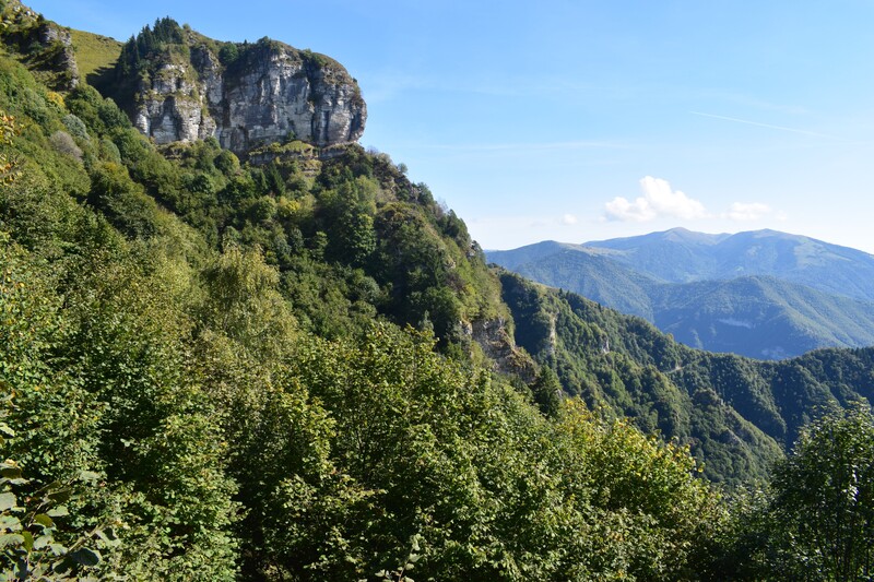 Cengia di Prada-Monte Sassum-Monte Santo da Case Bolenghini (Massiccio del Grappa)