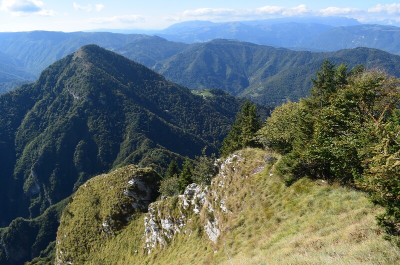 Cengia di Prada-Monte Sassum-Monte Santo da Case Bolenghini (Massiccio del Grappa)