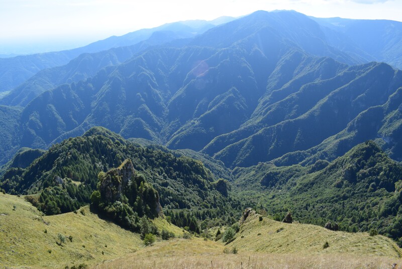 Cengia di Prada-Monte Sassum-Monte Santo da Case Bolenghini (Massiccio del Grappa)