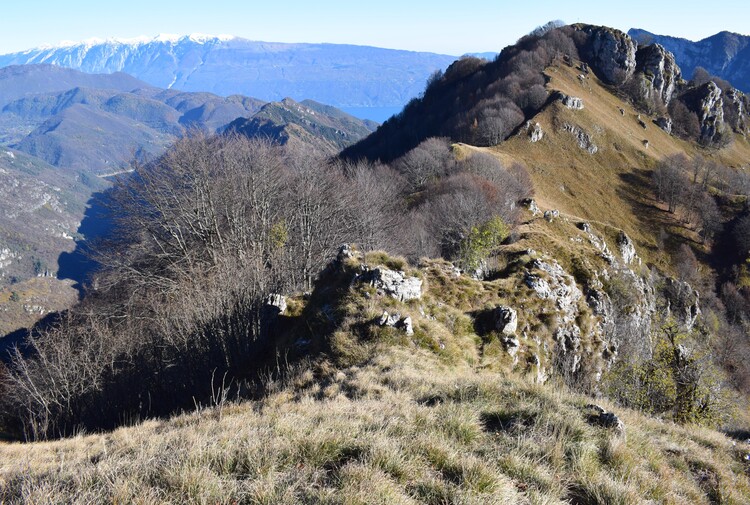 Le due cime dello Zingla da Eno (Prealpi Bresciane)