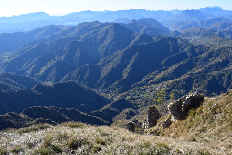 Le due cime dello Zingla da Eno (Prealpi Bresciane)