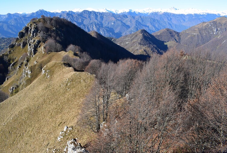 Le due cime dello Zingla da Eno (Prealpi Bresciane)