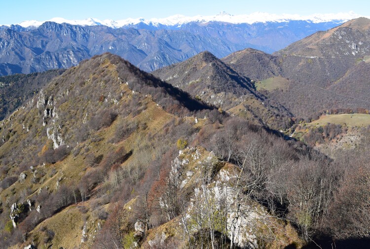 Le due cime dello Zingla da Eno (Prealpi Bresciane)