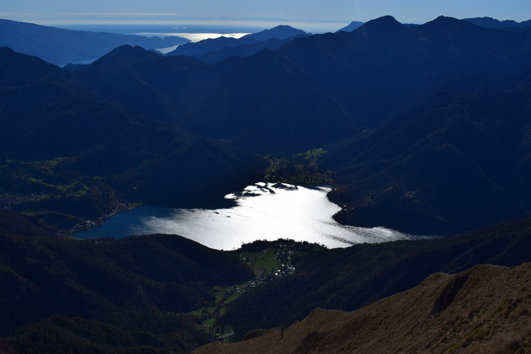 In cammino tra Cima d''Oro e Cima Par (Alpi di Ledro)