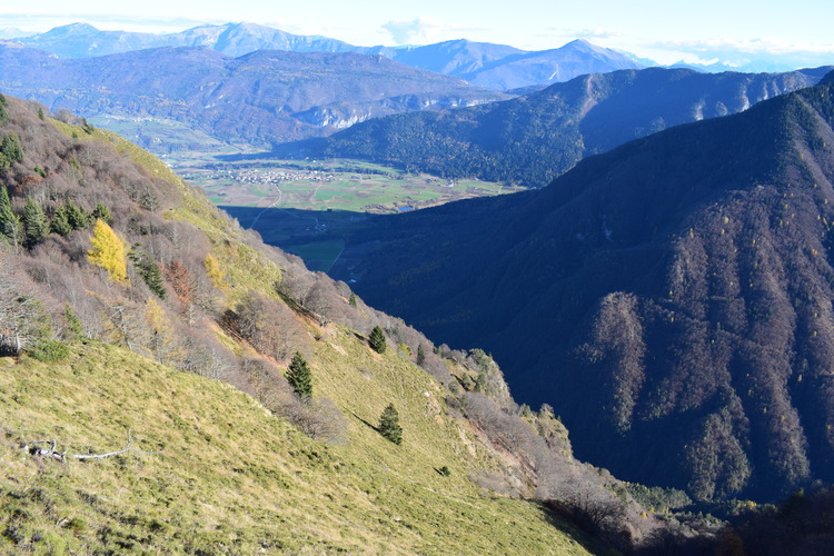 Creste di Val Marcia... da Cima Pala verso Cima Sera (Alpi di Ledro)