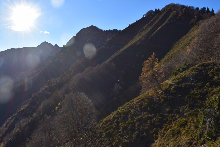 Creste di Val Marcia... da Cima Pala verso Cima Sera (Alpi di Ledro)