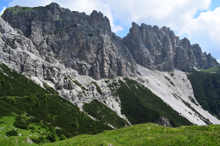 Un''occhiata a Casera Laghet de Sora (Parco Dolomiti Friulane)